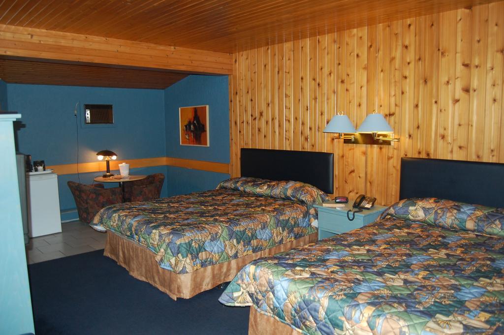 Auberge Godard Nominingue Exteriör bild