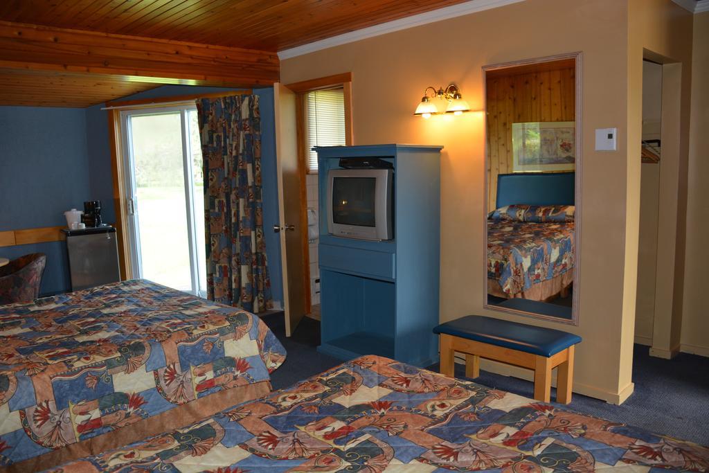 Auberge Godard Nominingue Exteriör bild
