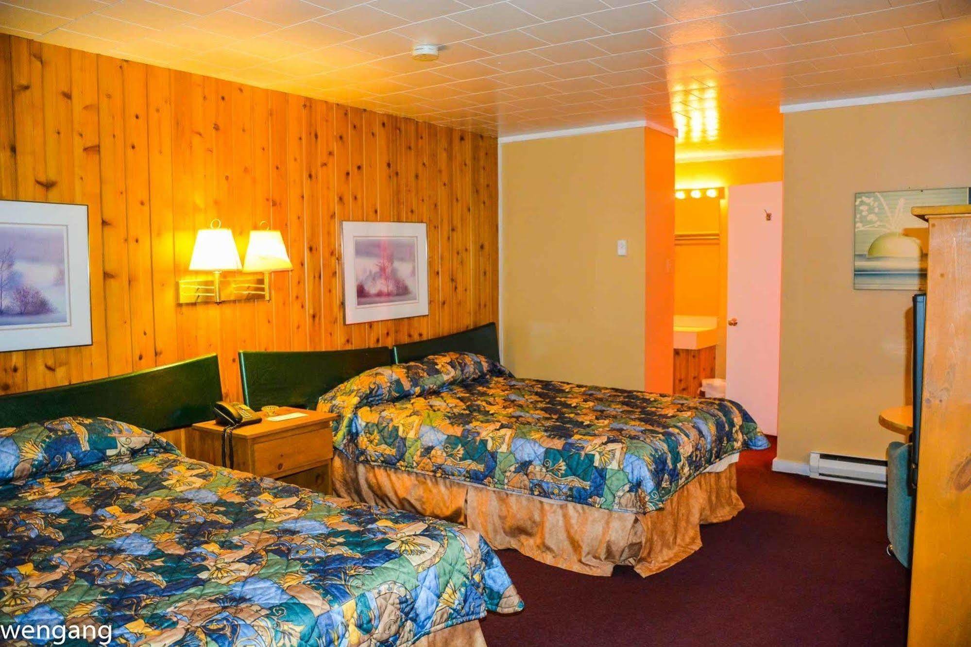 Auberge Godard Nominingue Exteriör bild